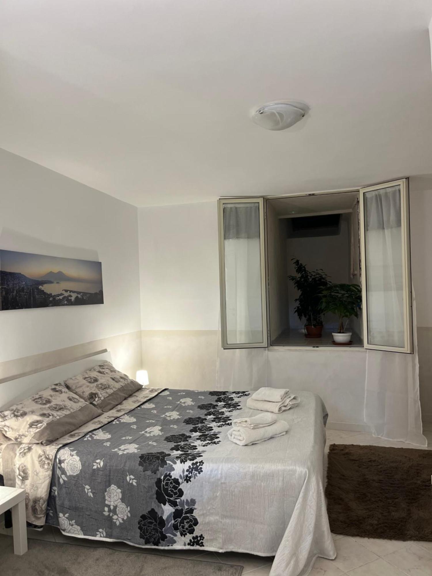 Casa Elena - Casa Vacanze Napoli Centro Villa Eksteriør billede